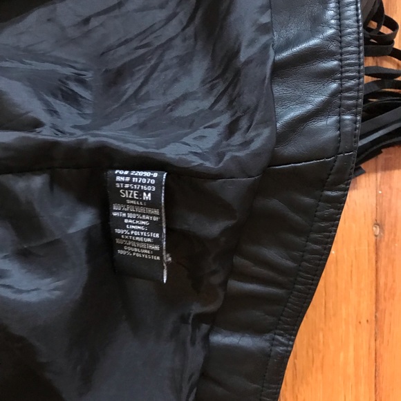 Amazing fringe faux leather jacket NWOT - Picture 6 of 6